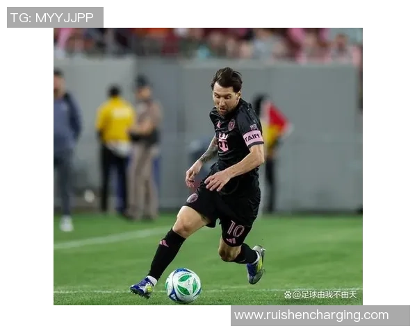 2025年足球转会市场十大球星排名及影响力分析