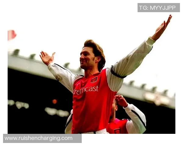 足球后卫传奇球星盘点 谁是历史上最具影响力的防守巨星